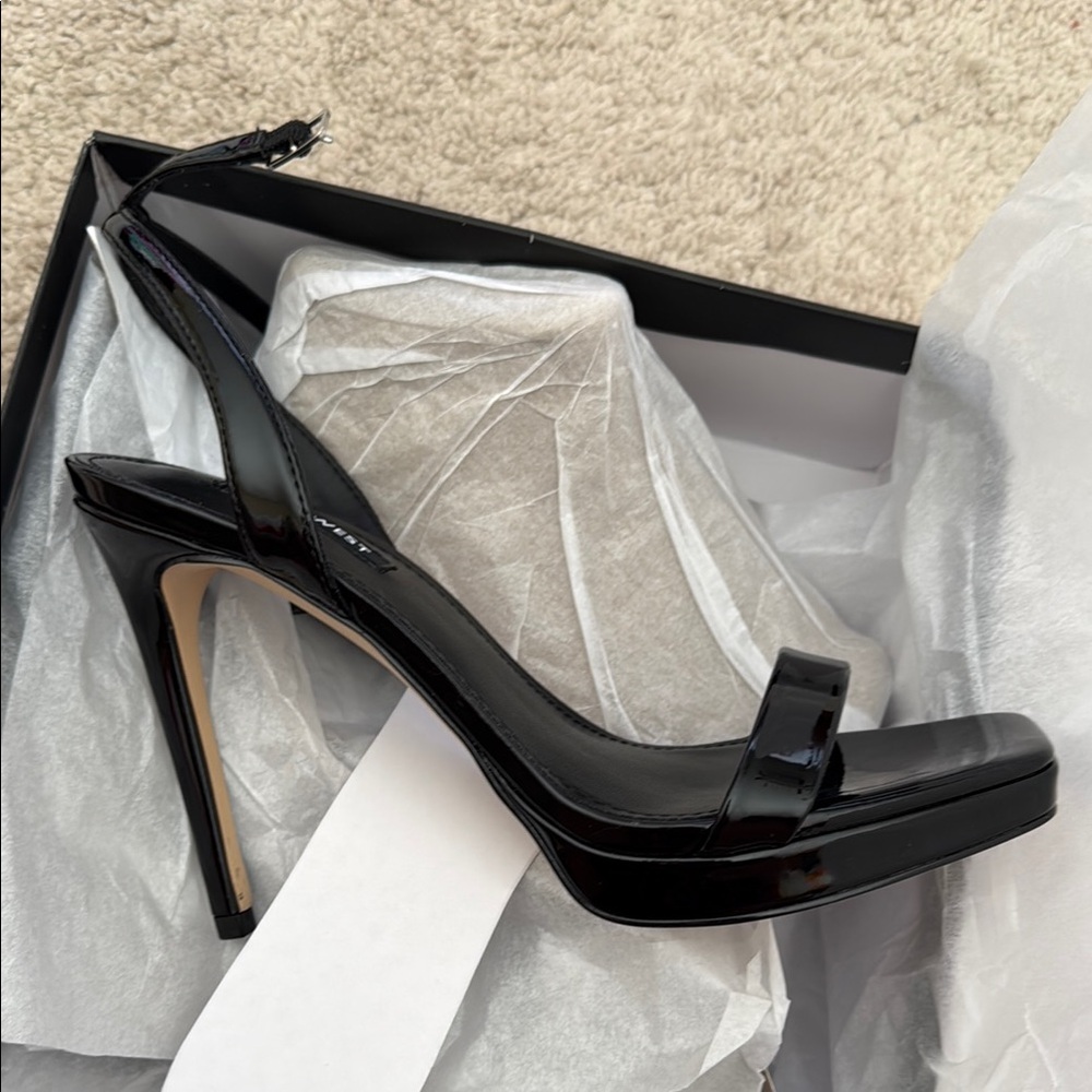 Zadie3 Women's Black Heels - Picture 2 of 3